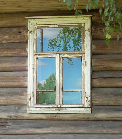 Окно в уходящее лето...