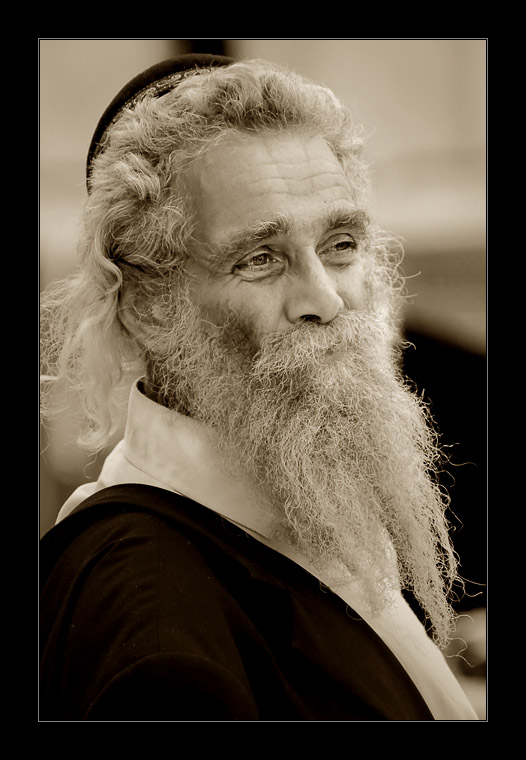Еврей ...