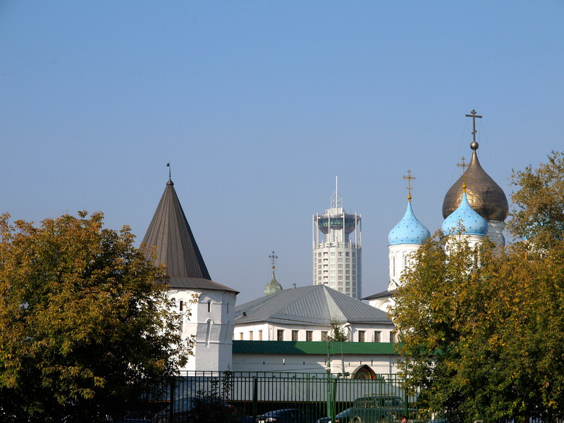 затесалось