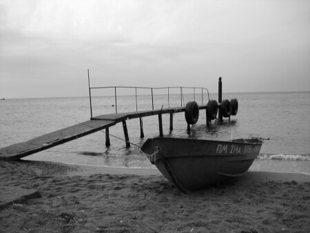 грустное море