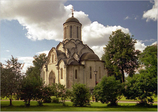 Успенский собор летом