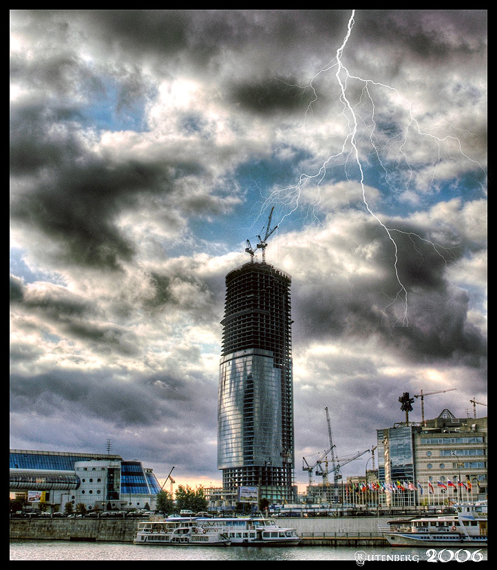 Москва не сразу строилась