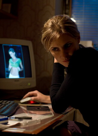 в раздумьях, стоит ли посылать своё фото в фотоклуб...