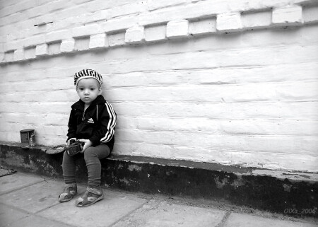 одинёшенек...