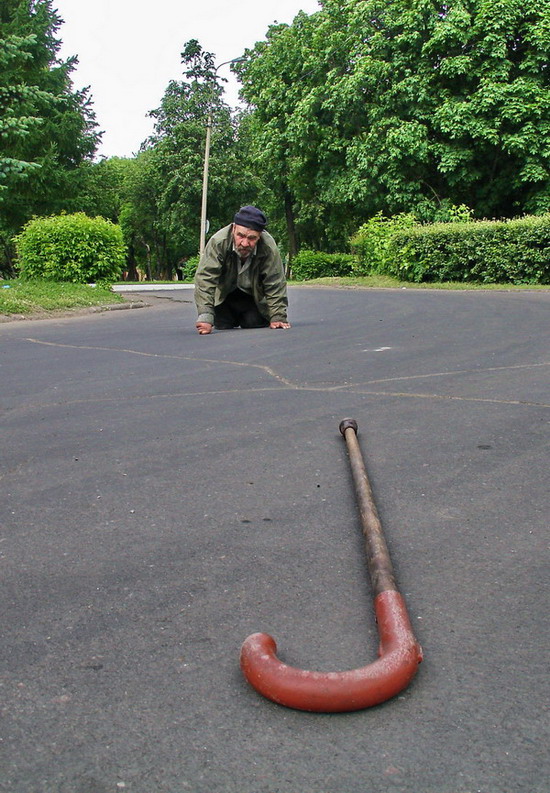 Попрошайка.