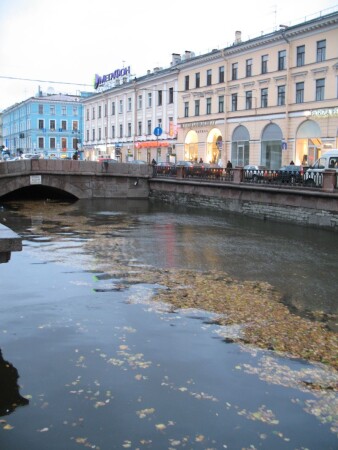 уплывающая осень