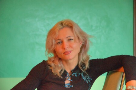 Портрет на зеленом