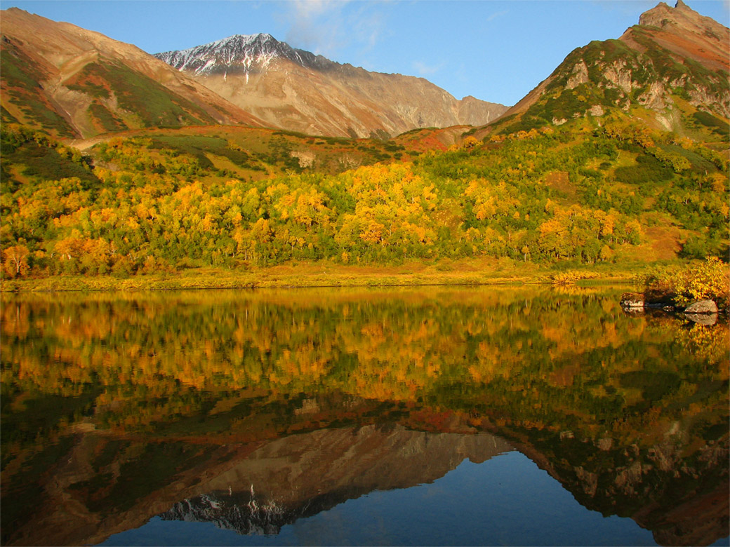 Камчатка, горное озеро ...