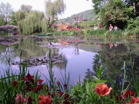 Giverni, May 2004