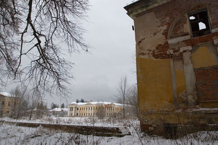 погибшая усадьба
