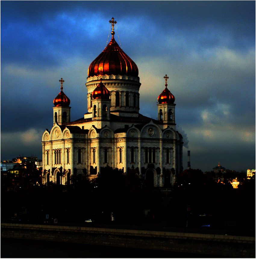 ХРАМ