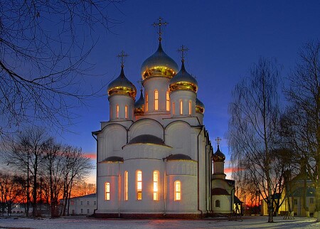 В Никольском монастыре