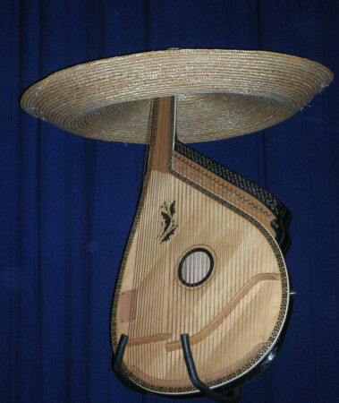 Этюд с бандурой)