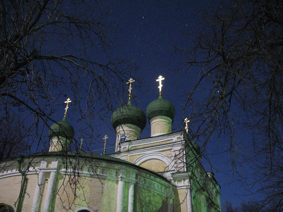 Храм ночью