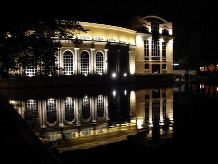 пруды... чистыеее.....