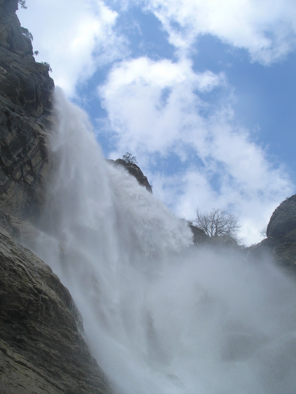 Водопад Учан-Су (03_04_2006)
