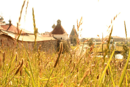 Вид на монастырь