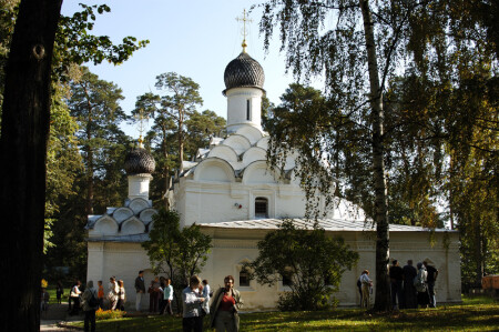Церковь Михаила Архангела в Архангельском
