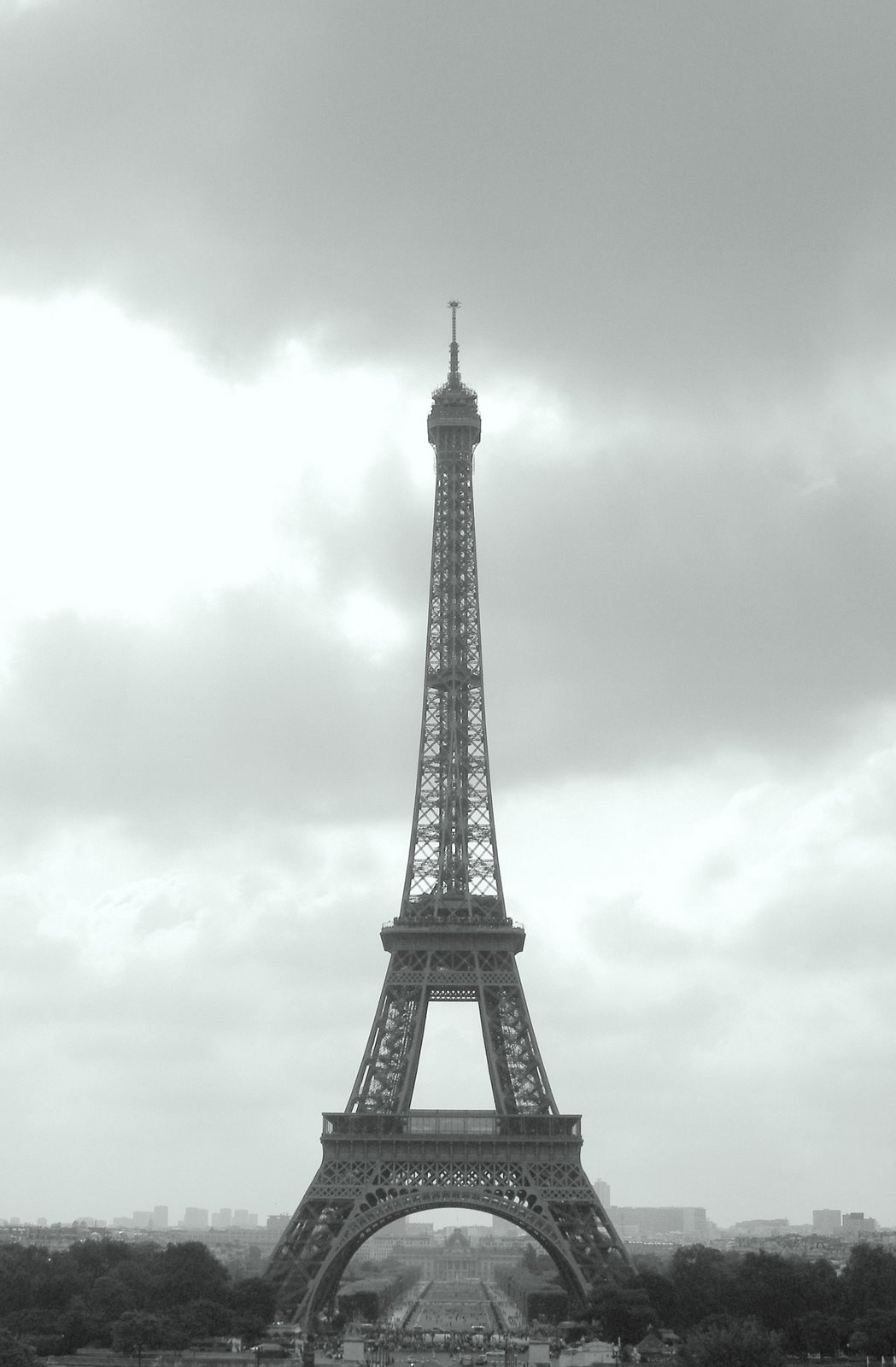 PARIS…))