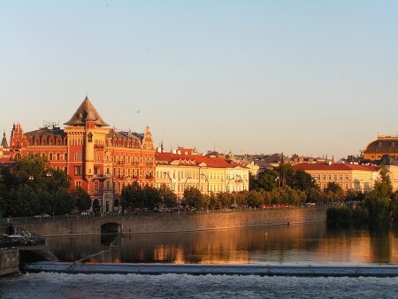 на закате