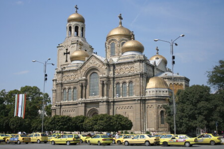 Все в храм