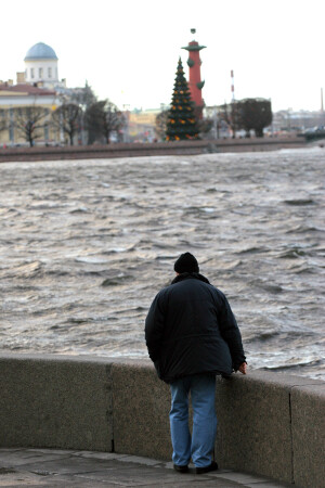 Смотря на Неву...