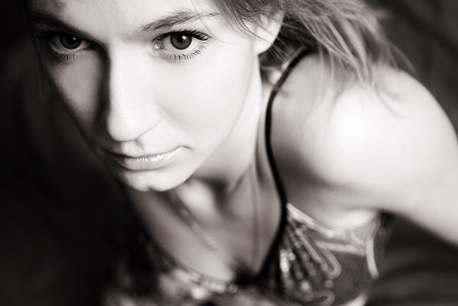 B&amp;W