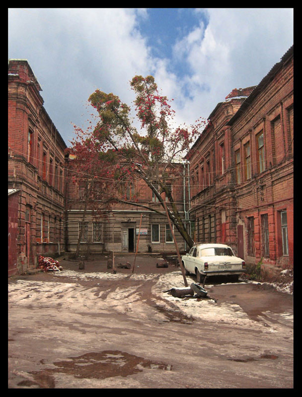 Тот самый дворик