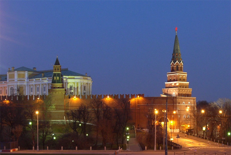Московский Кремль вечером