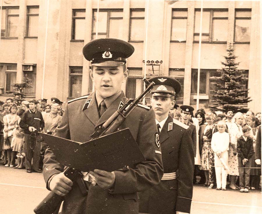 С праздником, мужики!!!