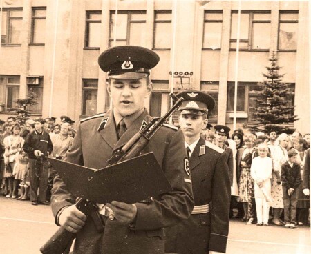 С праздником, мужики!!!