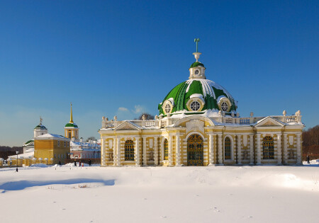 Павильон Грот в Кусково.