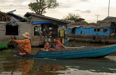 Веселый фотограф. Tonle Sap.