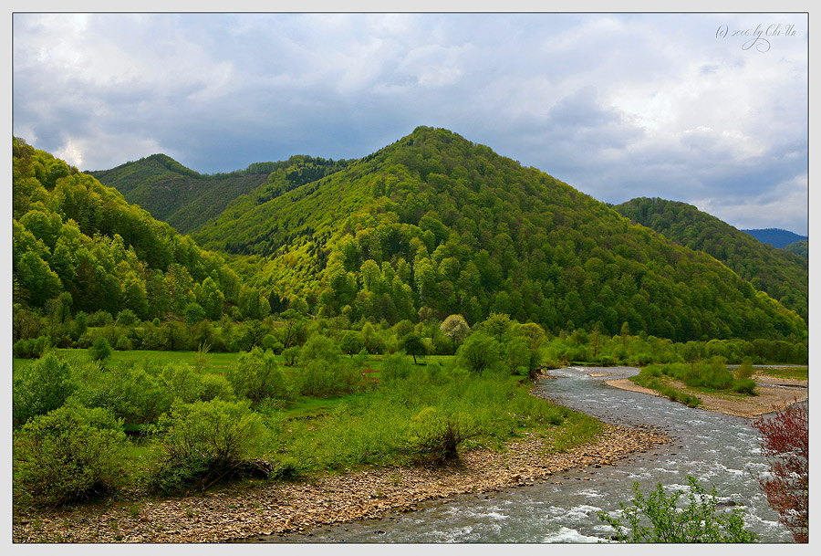 Весна в Карпатах