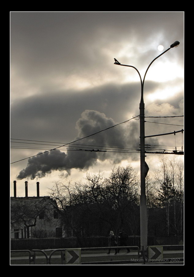 Утро, город.