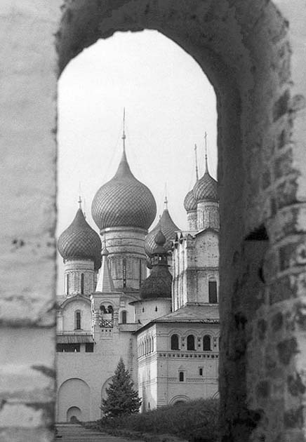 Подглядывая за стариной...