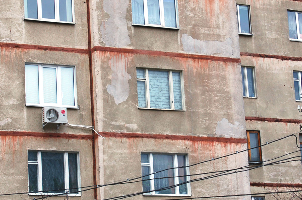 замуровали, демоны!