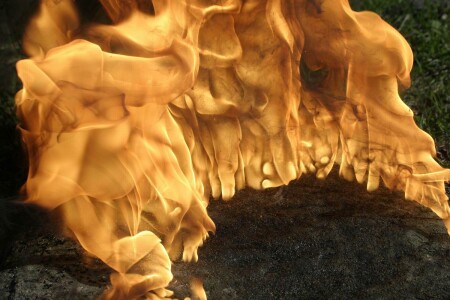 Опыты с огнем