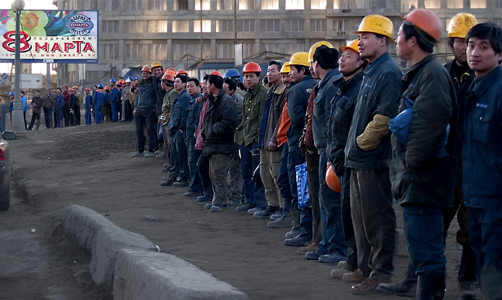 СТРОИТЕЛИ МОСКВЫ