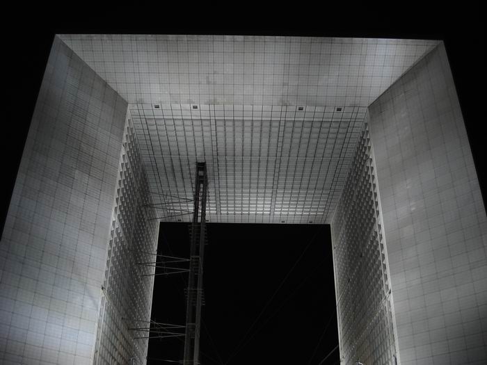 ---карточный домик или чёрный квадрат(la grand arche)---