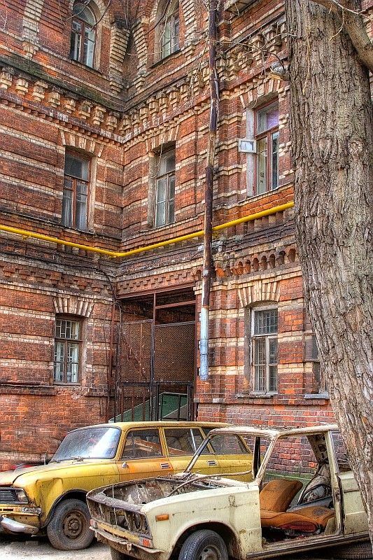 Потрёпанные временем.