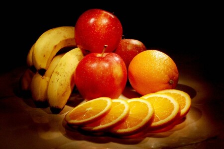 Фрукты и светокисть