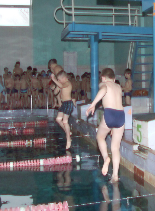 По воде аки посуху.