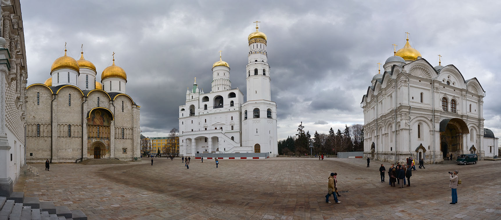 Соборная площадь Кремля. Панорама.