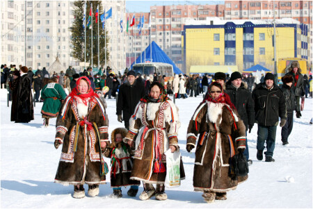 Женщины тундры.