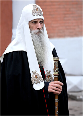 Митрополит Корнилий...