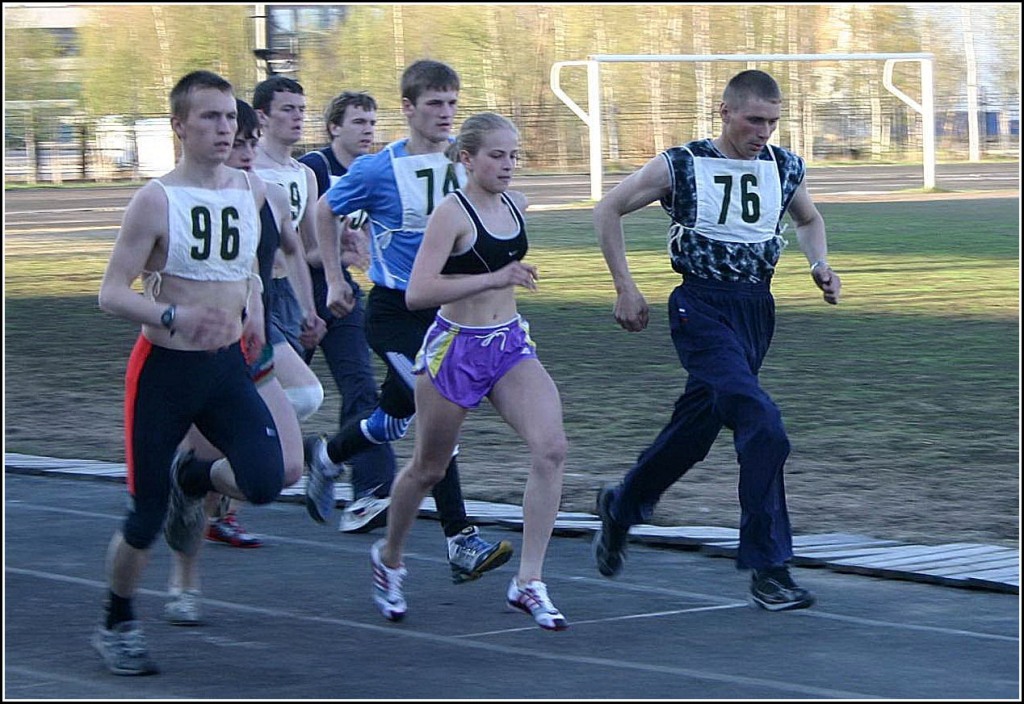 За мной!