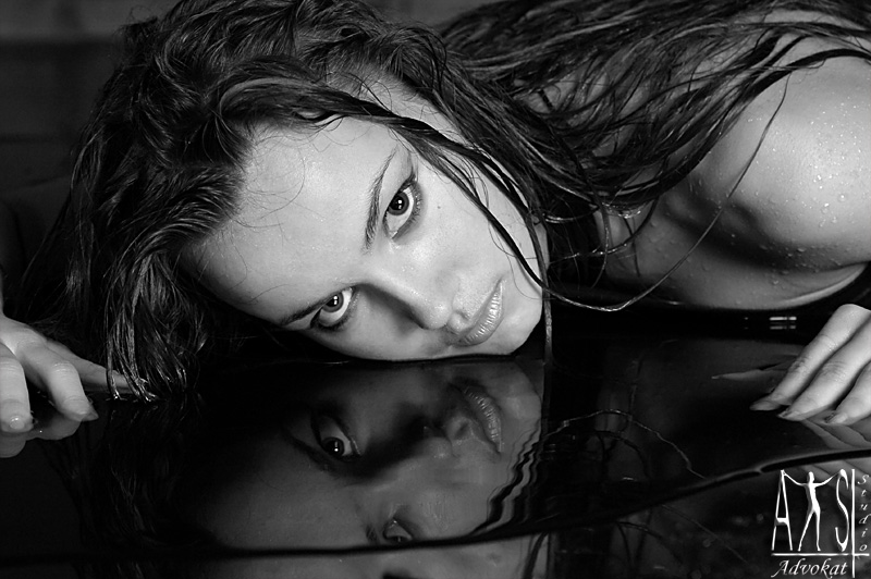fluid mirror