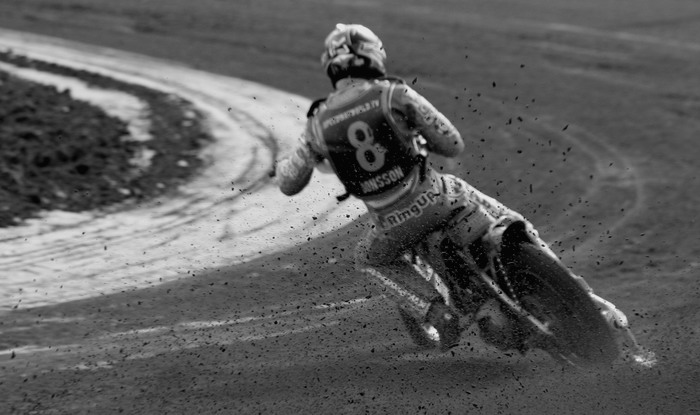 Dirty racing