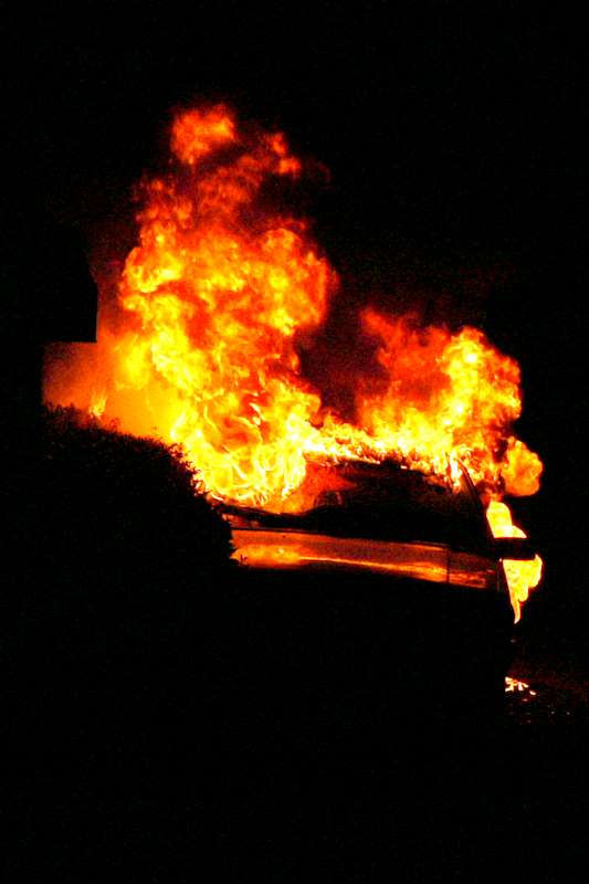 05.05.2007-Огонь в ночи